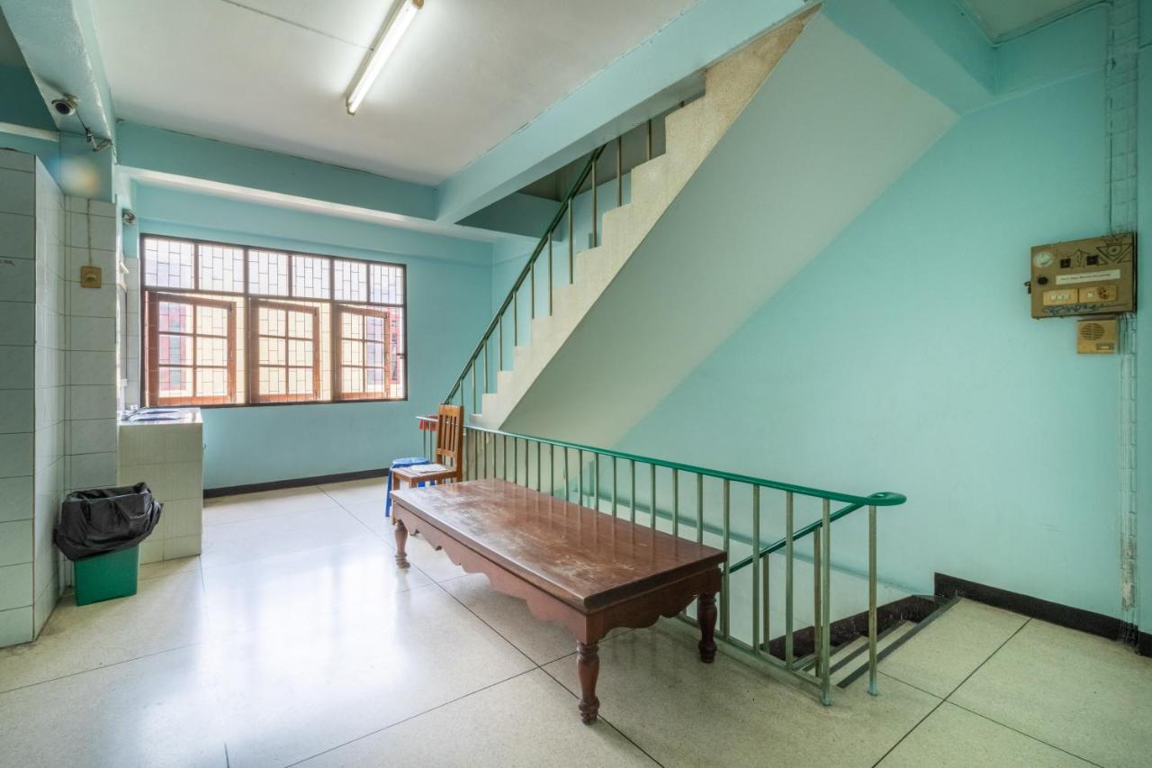 7 Holder Guesthouse Bangkok Kültér fotó