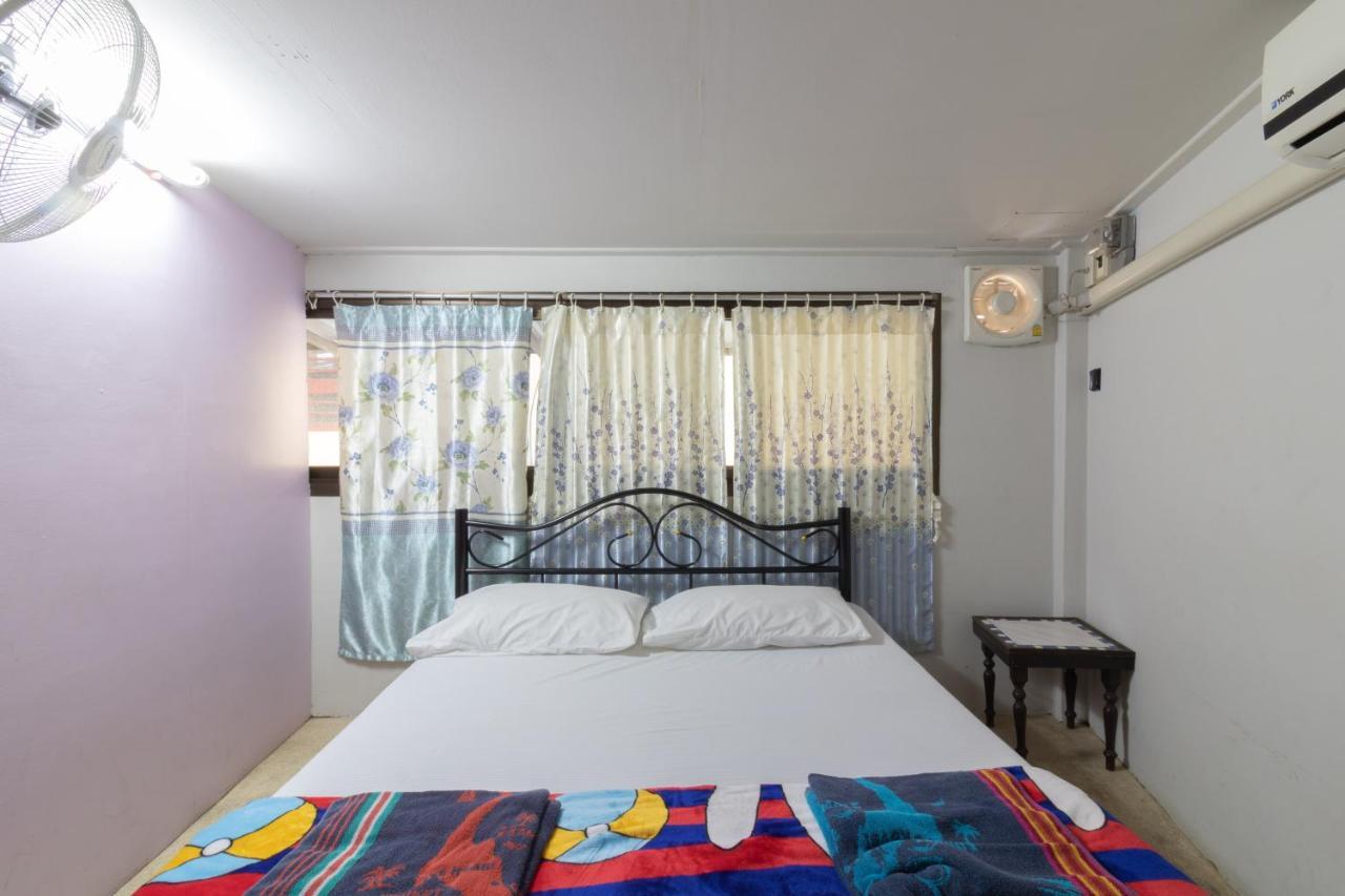 7 Holder Guesthouse Bangkok Kültér fotó