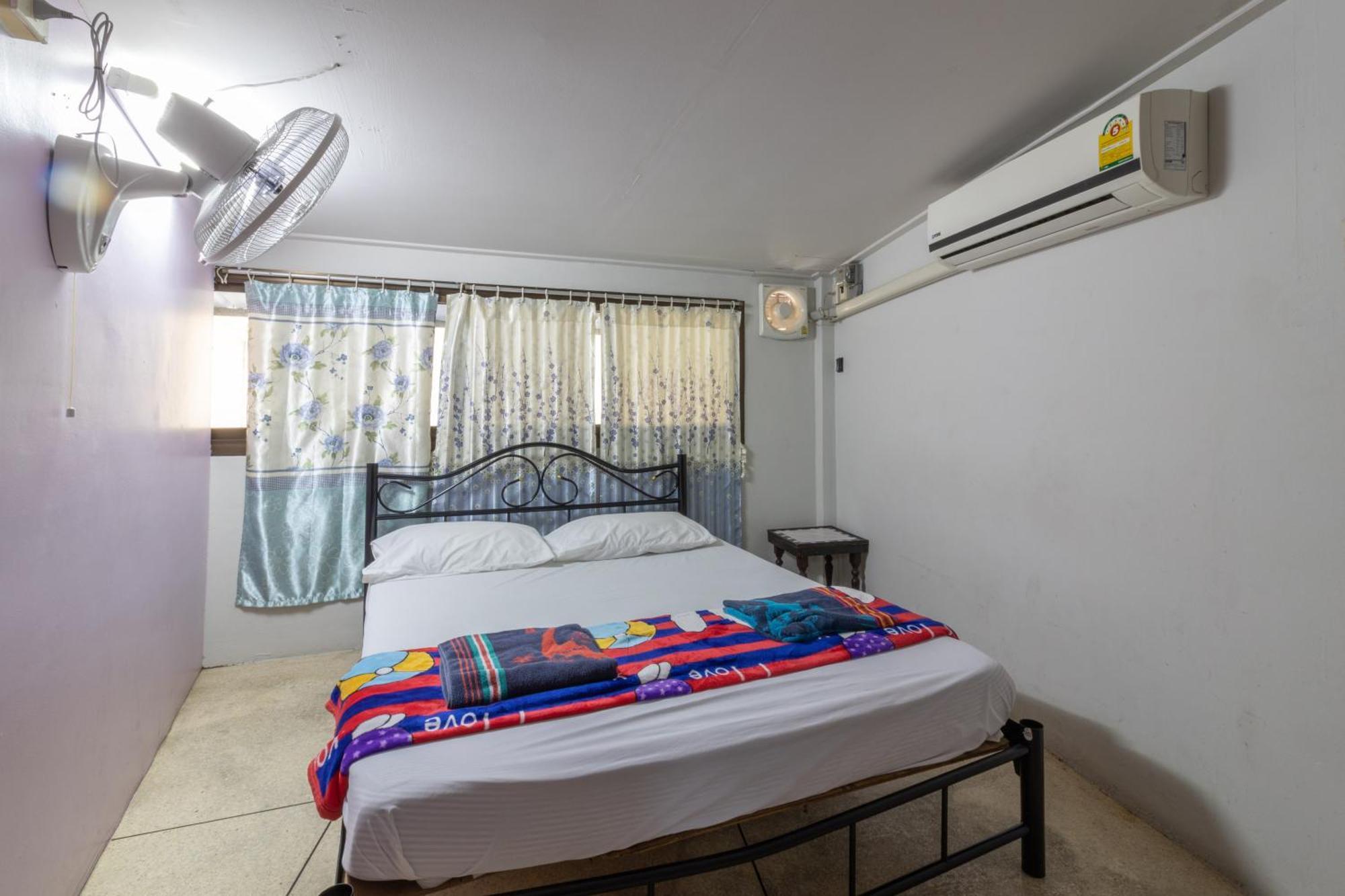 7 Holder Guesthouse Bangkok Kültér fotó