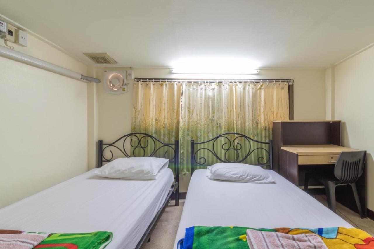 7 Holder Guesthouse Bangkok Kültér fotó